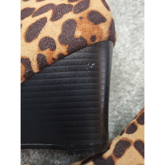 Jolimall NWOT  Leopard Print Ankle Boots Size 9 heels zip closure - Picture 6 of 7